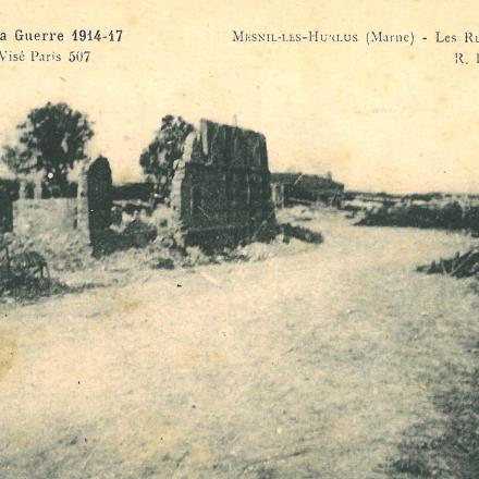 Mesnil-les-Hurlus (Marna), le rovine. Cartolina postale. © europeana.eu_contributions_10270_attachments_99880