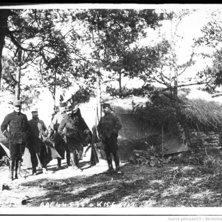 Accampamento nella Woëvre. © B. N. F.  - Agence Rol ark_12148_btv1b6933890s