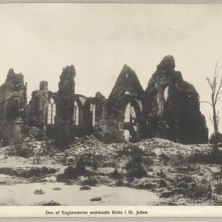 La chiesa abbattuta dagli inglesi a Sint-Juliaan. © National Library of Denmark okt_billeder_object178081_en