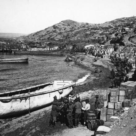 South Beach Anzac, il settore operativo del 1 ° Battaglione, 4 ° Gurkha Rifles. © IWM Q 81626