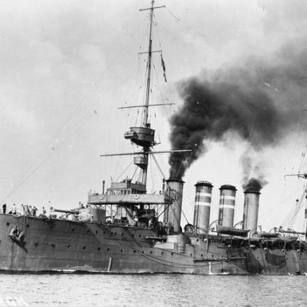 L'incrociatore corazzato HMS Roxburgh. © IWM Q 75299