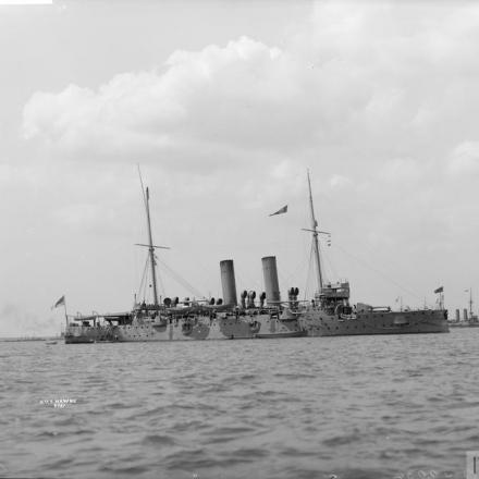 La HMS Hawke. Silurata e affondata dall'U-9 il 15 ottobre 1914. © IWM Q 39034