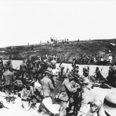 La prima linea di difesa tedesca a Tsingtao. © Bundesarchiv, Bild 134-C1299 - CC-BY-SA 3.0