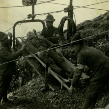 Trasporto feriti, Monte Nero, 1915, ©MCRR