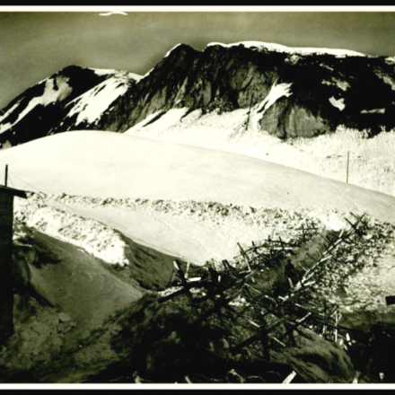 Il Col di Lana visto dal Cappello di Napoleone, Reparto fotocinematografico dell'Esercito, 1915-1917, ©MCRR