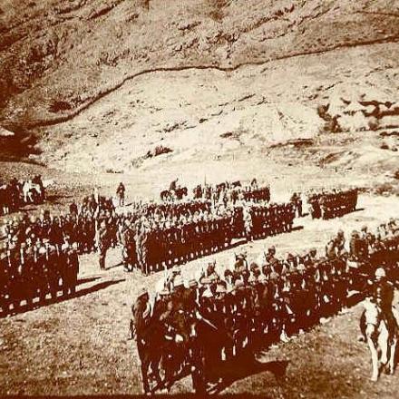 Mustafa Kemal Pasha al fronte di Bitlis - Foto di autore sconosciuto, immagine di pubblico dominio