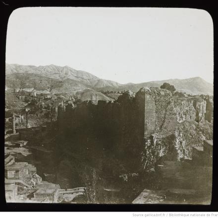 Bitlis, castello degli antichi bey.  © B.N.F. Société de Géographie ark_12148_btv1b531675337