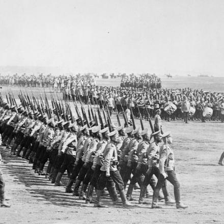 Reggimento di fanteria russo in marcia - Immagine di Pubblico Dominio