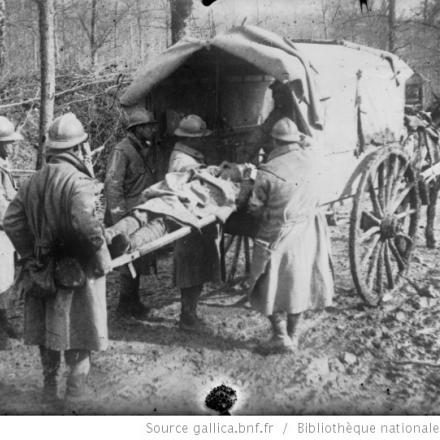 Trasporto dei feriti a Verdun - Fonte Bibliothèque nationale de France