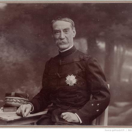 Il Generale Joseph Simon Gallieni. Fonte: la Biblioteca nazionale di Francia