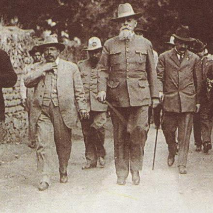 Carranza presso La Cañada, Querétaro, 1916 - Immagine di dominio pubblico