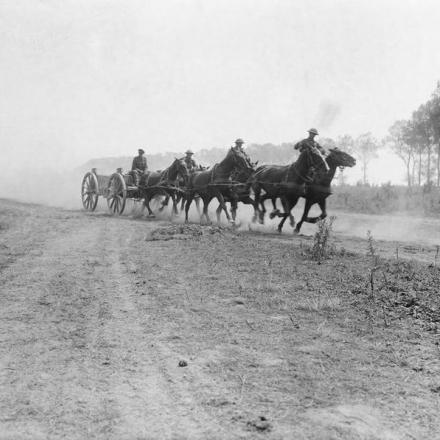 Fanteria australiana impegnata a Somme - Fonte: ©Imperial War Museum (Q 899)