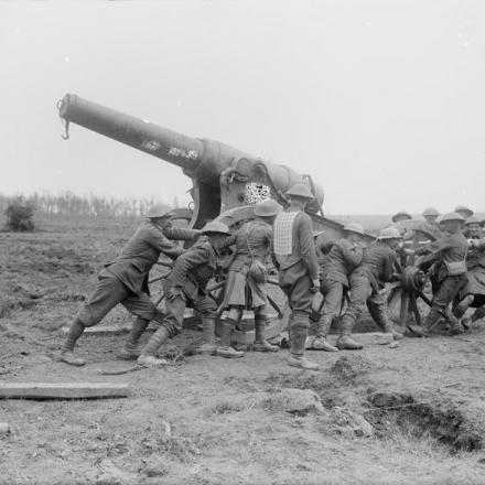 Cannone russo Obukhov 152mm - Fonte: © Imperial War Museum (Q 1045)