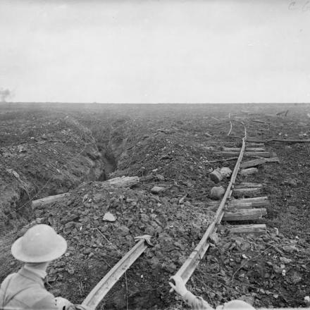Veduta generale del campo di battaglia nei pressi di Pozieres, 20 settembre 1916. © IWM Q 1090