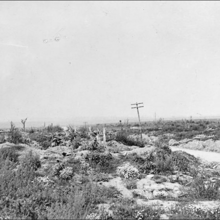 Le rovine del villaggio di Sailly-Saillisel, Somme - Fonte: © IWM (Q 58335)