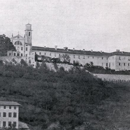 Il convento di Castagnevizza Fonte: La Guerra, Volume 4