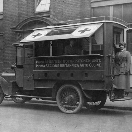 Cucina da campo a Londra - Fonte: © IWM (Q 54561)