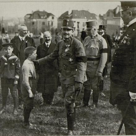 L'Imperatore Karl I a Ober St. Veit (Vienna)  22 aprile 1917