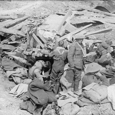 Royal Army Medical Corps vicino a Guemappe, il 29 aprile 1917. © IWM (Q 5277)