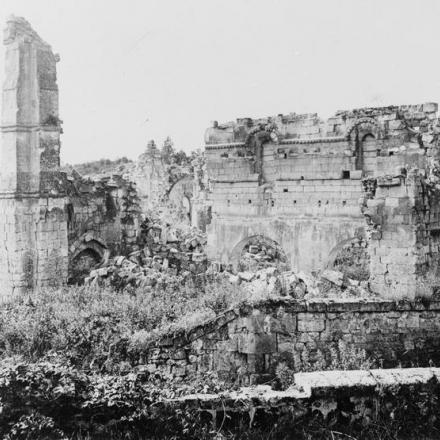 Rovine della chiesa a Nouvron-Vingre, 22 giugno 1917.© IWM (Q 61241)