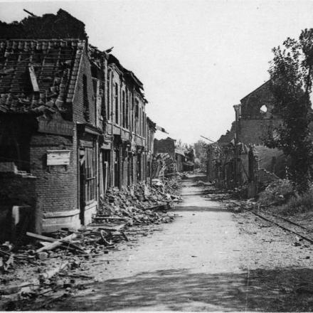 Rovine di Rue Francois Courtin a Lievin, 28 luglio 1917. © IWM (Q 78491)