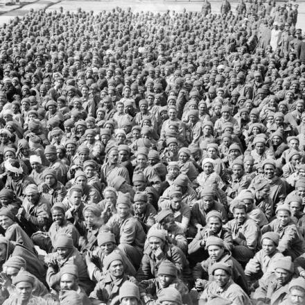 Lavoratori egiziani a Boulogne, il 12 agosto 1917. © IWM (Q 2692)