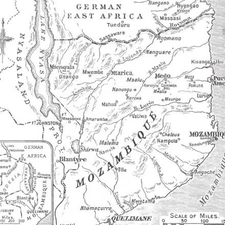 Mappa che mostra il confine, segnato anche dal fiume  Rovuma, tra i territori portoghese e tedesco nel 1917 ©  Times history of the war - public domain