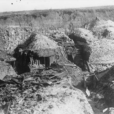 Rifugi in una cava a Gouzeaucourt. © IWM Q 45578