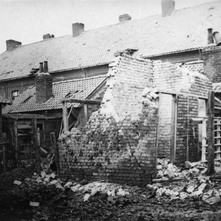 Case bombardate a Hersin-Coupigny, 11 km a est di Lens, 29 gennaio 1918. © IWM Q 78643