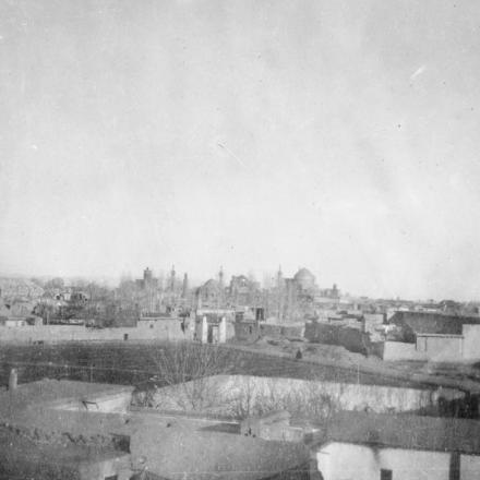 Vista generale della città di Mashhad (Meşhed, Persia).  © IWM Q 72925