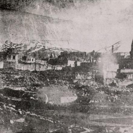 La città di Erzurum nel 1918 dopo che le unità di volontari armeni lasciarono la regione ©  Wikimedia Commons Author unknown public domain 