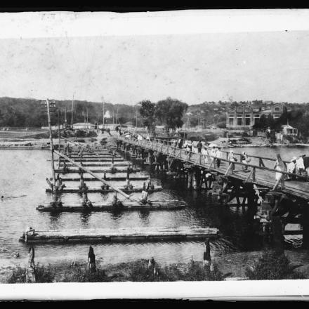 Poltava, ponte sul fiume Vorskla.  © Congress Library pnp_anrc.04691