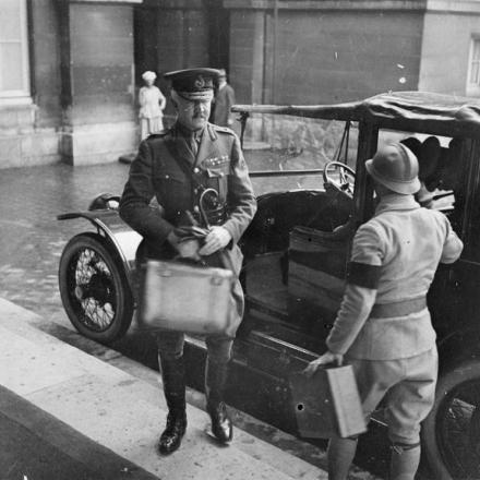 Il maggiore generale Frederick Maurice in una foto del Luglio 1917. © IWM Q 78108