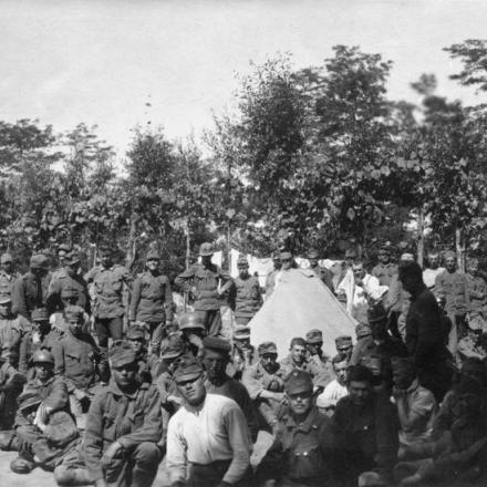 Prigionieri austro-ungarici catturati sul Montello, nel giugno 1918, June 1918. © IWM (Q 65355)