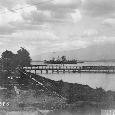 L'incrociatore tedesco SMS Goeben (Yavuz Sultan Selim) a Ishmid, in Turchia, l'8 settembre 1918. © IWM (Q 48223)