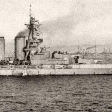 La corazzata inglese Queen Elizaabeth. firstworldwar.com_photos_graphics_cpe_queen_eliz