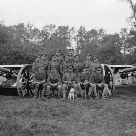 Artiglieri della batteria "K", Royal Horse Artillery  a Fresnoy, il 24 settembre 1918. © IWM (Q 11779)