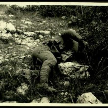 Cadavere di soldato italiano, ©MCRR