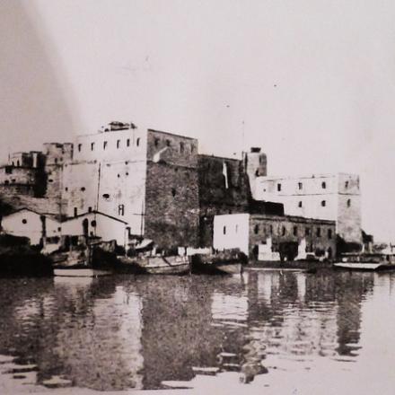 Brindisi. Seno di Ponente e Castello Svevo