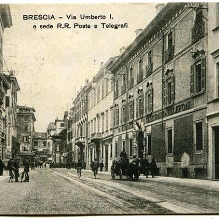 Foto di Brescia nel 1917, collezione Tony Frisina - Fonte: Immagine di pubblico dominio