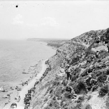 Spiaggia fra Capo Helles e la fossa di Gully, nella penisola di Gallipoli 