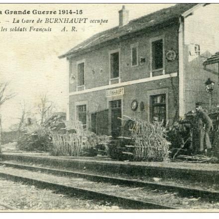 La stazione di Burnhaupt-le-Haut occupata dai soldati francesi