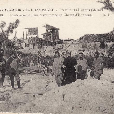 Funerale di un caduto a Perthes-lès-Hurlus