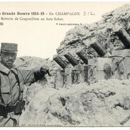 Soldati nelle trincee di Champagne