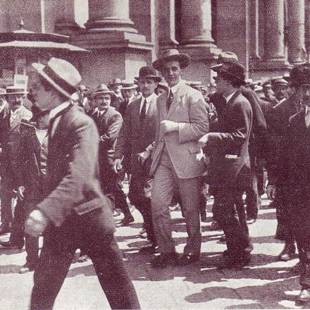 Manifestazioni interventiste.