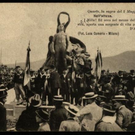 In attesa dell'inizio dell'inaugurazione del monumento ai Mille a Quarto 