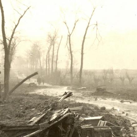 Soldati sul canale di Ypres