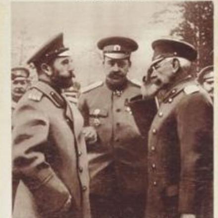 Lo Zar Nicola II a colloquio con il Generale Janouchkevitch e Rouzsky