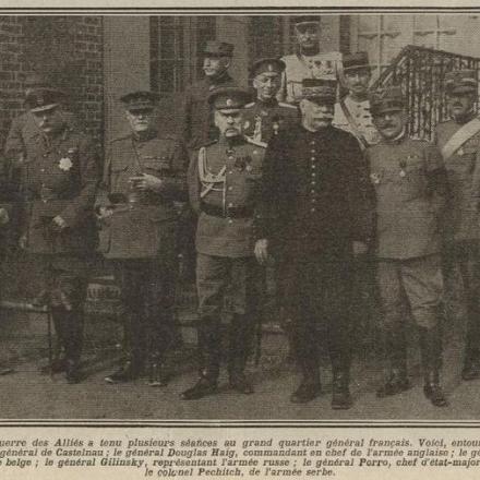 Gran Consiglio di guerra Alleato a Chantilly, da sinistra de Castelnau, Haig (G.B.), Wielemans (Bel), Gilinski (Rus), Joffre, Porro (Ita), Pechitch (Ser). Fonte:wikipedia