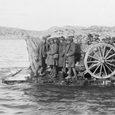 Evacuazione di armi e soldati dalla teste di ponte a Suvla, dicembre 1915